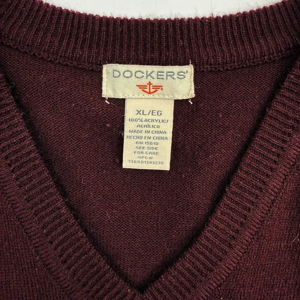 Dockers Mens XL Burgundy Argyle V-Neck Sweater Vest Sleeveless Acrylic Knit - Picture 4 of 7